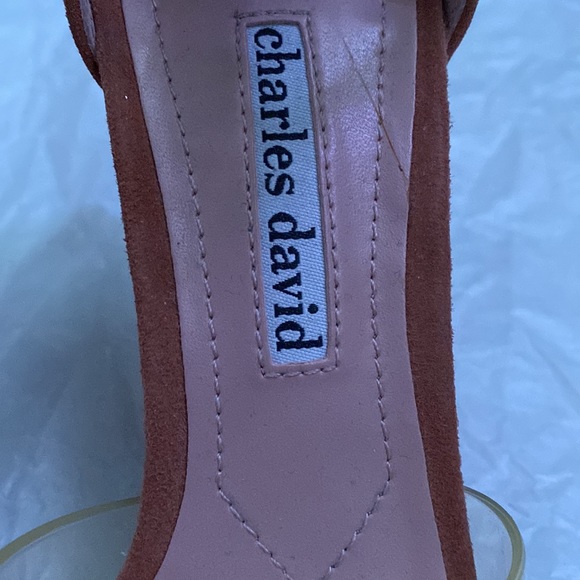 High heels - Picture 2 of 5